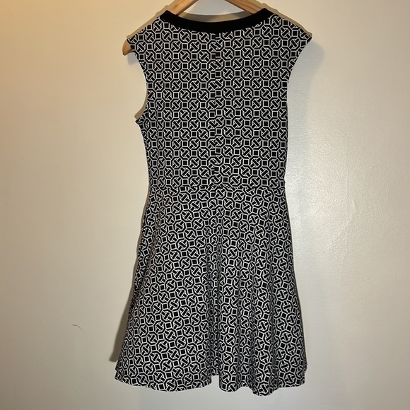 New York & Company Dress Black & White Geometric Cotton Print midi sz S - Picture 5 of 12